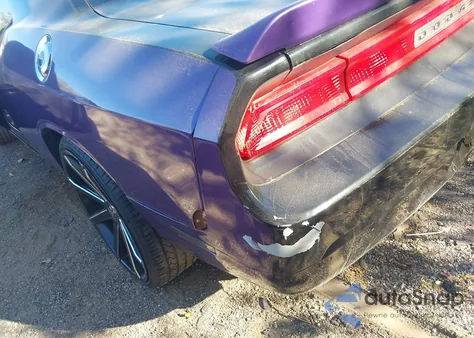 2013 Dodge Challenger Sxt z USA, uszkodzony, nr VIN 2C3CDYAG4DH663072